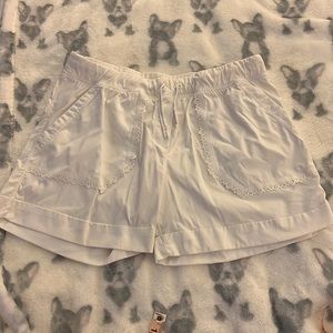 Ivivva shorts in white. Size 14